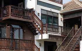 Akara House Sukhothai - Luxury Riverside Residence